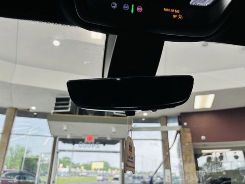 Used 2024 Cadillac XT6 Premium Luxury w/ Technology Package FWD image 52