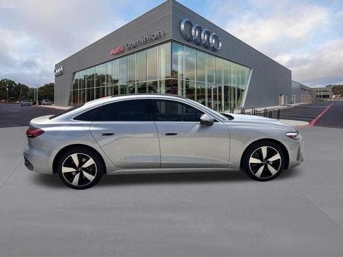 Used 2025 Audi A5 2.0T Premium w/ Convenience Package AWD/4WD image 4
