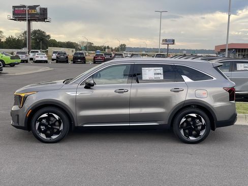 New 2026 Kia Sorento EX image 4
