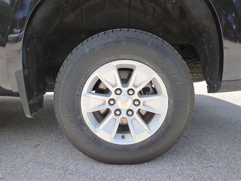 Used 2023 Chevrolet Silverado 1500 LT w/ Protection Package AWD/4WD image 59