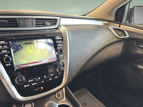 Used 2017 Nissan Murano S w/ Navigation Package AWD/4WD image 28
