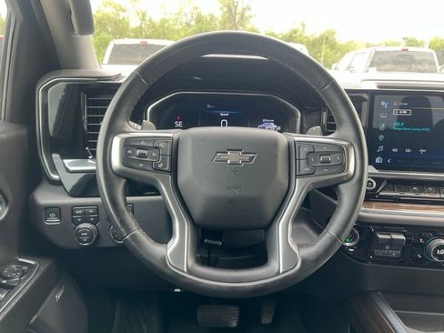Used 2024 Chevrolet Silverado 1500 LT Trail Boss w/ Convenience Package II AWD/4WD image 35