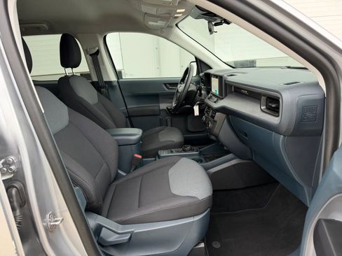Used 2023 Ford Maverick XL image 13