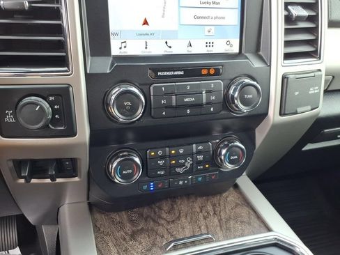 Used 2019 Ford F350 Lariat w/ Lariat Ultimate Package AWD/4WD image 25