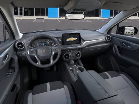New 2026 Chevrolet Blazer LT w/ Convenience Package FWD image 15
