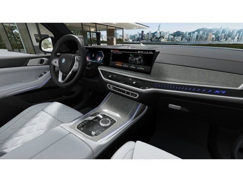 New 2027 BMW X7 xDrive40i AWD/4WD image 14