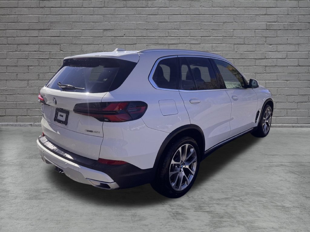 Used 2024 BMW X5 xDrive40i w/ Premium Package AWD/4WD image 9