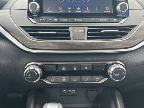 Used 2025 Nissan Altima 2.5 SV FWD image 20