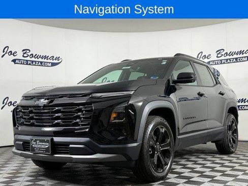 New 2026 Chevrolet Equinox LT w/ Convenience Package II AWD/4WD image 3