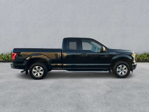 Used 2017 Ford F150 XLT image 5