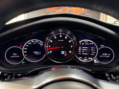 Used 2017 Porsche Panamera image 70