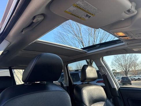 Used 2017 Subaru Forester 2.5i Limited image 30