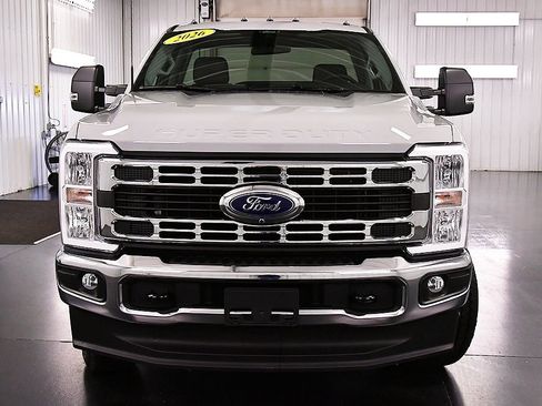 New 2026 Ford F350 XLT w/ 360-Degree Camera Package image 2
