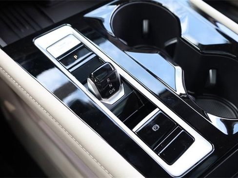 New 2026 Volkswagen Atlas SE image 19