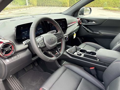 New 2026 Chevrolet Equinox RS w/ Convenience Package III FWD image 21