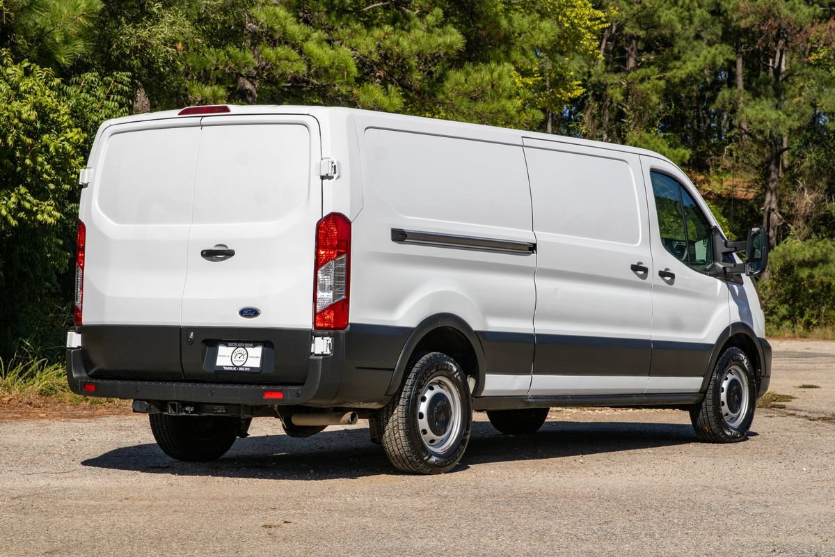Used 2022 Ford Transit 250 Low Roof RWD image 6