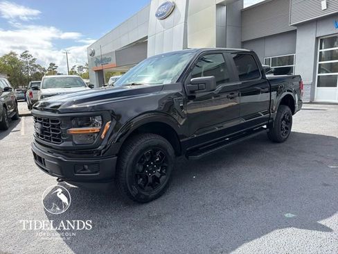 New 2026 Ford F150 STX w/ Equipment Group 201A FX4 AWD/4WD image 3