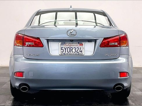 Used 2007 Lexus IS 250 RWD image 3