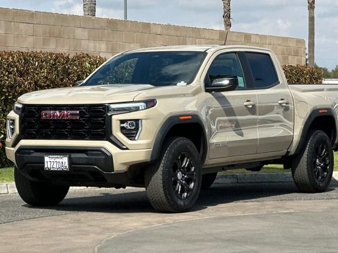 Certified 2024 GMC Canyon Elevation RWD image 8