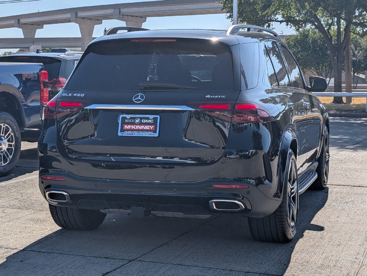 Used 2026 Mercedes-Benz GLE 450 4MATIC image 4