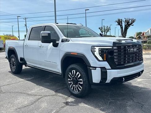 New 2026 GMC Sierra 2500 Denali Ultimate AWD/4WD image 2