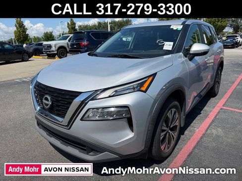 Used 2023 Nissan Rogue SV FWD image 3