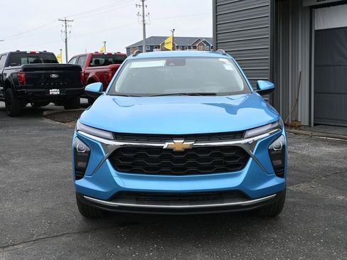New 2026 Chevrolet Trax LT w/ Driver Confidence Package image 12