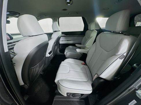 Used 2025 Hyundai Palisade SEL AWD/4WD image 29