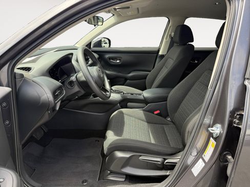 Certified 2025 Honda HR-V LX image 10