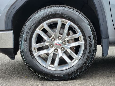 Used 2019 GMC Sierra 1500 SLT w/ SLT Premium Package AWD/4WD image 9