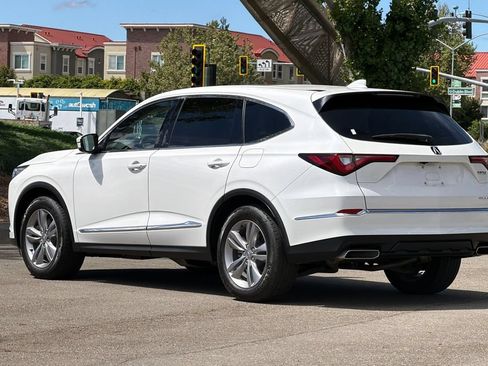 Used 2023 Acura MDX SH-AWD image 6
