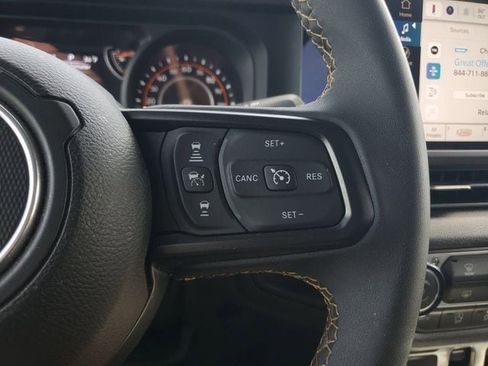 Certified 2025 Jeep Wrangler Sport image 23