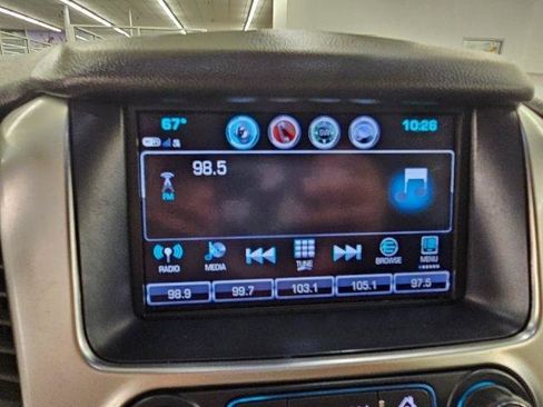 Used 2018 Chevrolet Suburban LT AWD/4WD image 12