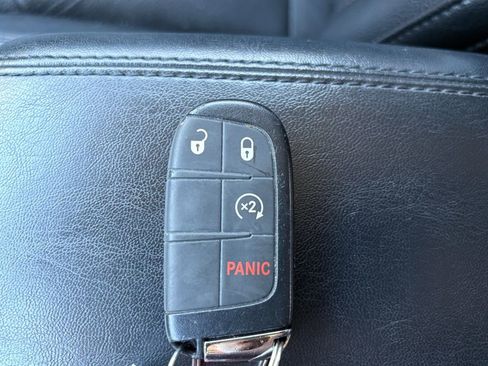 Used 2022 Jeep Compass Latitude image 28