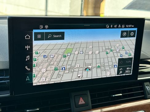 Used 2022 Audi A4 2.0T allroad Premium Plus w/ Premium Plus Package image 19