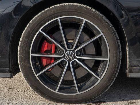 Certified 2025 Volkswagen Jetta GLI Autobahn image 12