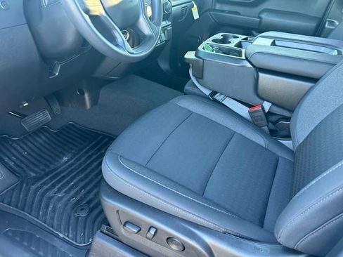 Used 2025 Chevrolet Silverado 2500 Custom w/ Custom Value Package AWD/4WD image 11