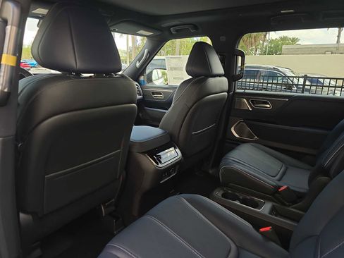 New 2026 INFINITI QX80 4WD w/ Sport Exterior Package image 11
