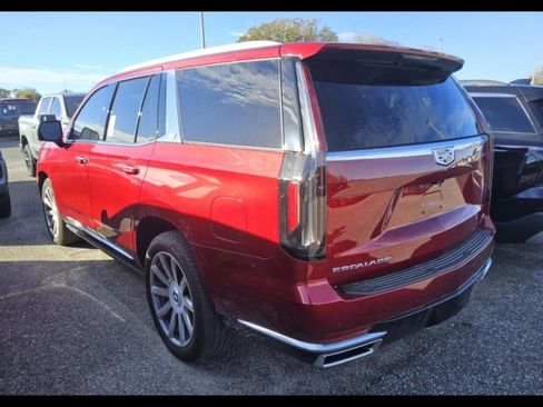 Used 2023 Cadillac Escalade Premium Luxury Platinum image 3