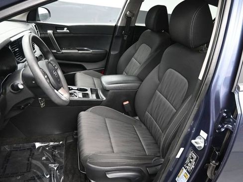 Used 2020 Kia Sportage LX FWD image 17