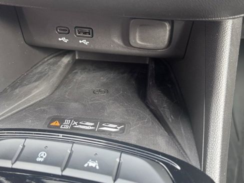 Used 2025 Buick Envista Sport Touring w/ Convenience I Package image 25