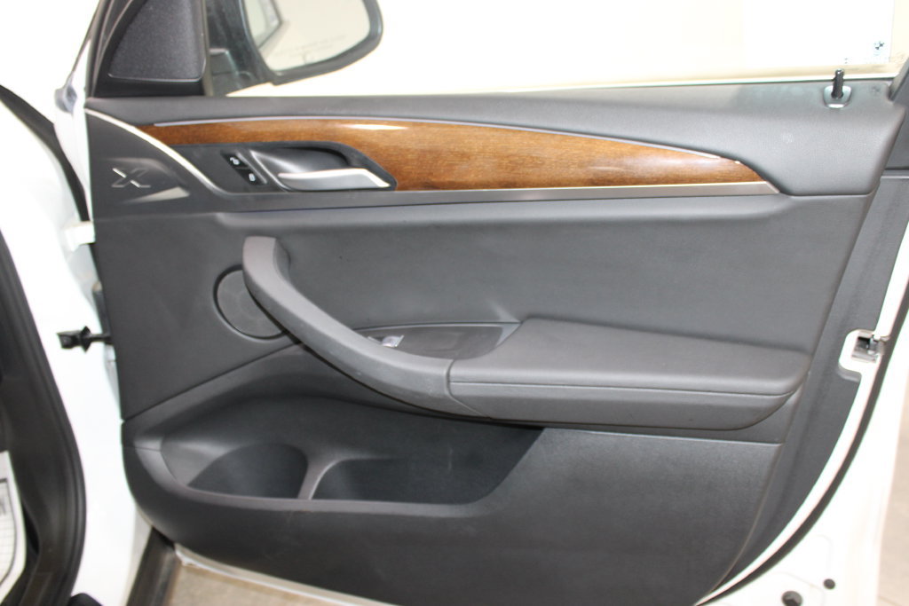 Used 2024 BMW X3 sDrive30i w/ Convenience Package w/ZPA RWD image 23