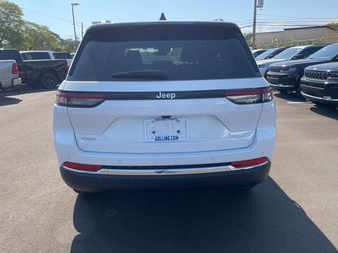 New 2025 Jeep Grand Cherokee Laredo X w/ Luxury Tech Group I image 5