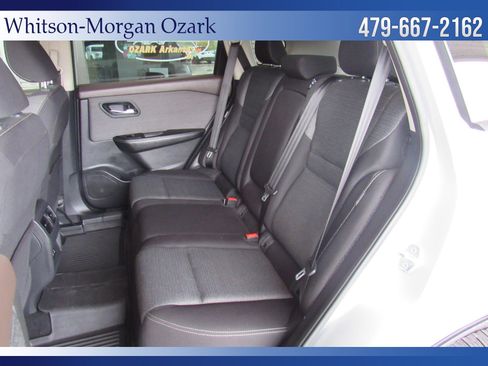 Used 2022 Nissan Rogue SV AWD/4WD image 28
