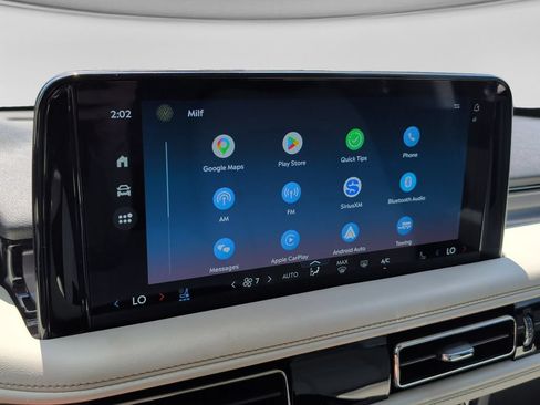 Used 2025 Lincoln Aviator AWD w/ Jet Appearance Package image 19