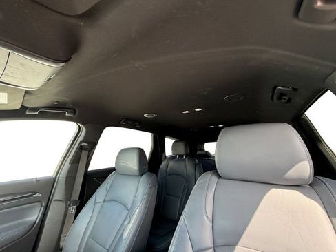 Used 2024 Buick Enclave Premium AWD/4WD image 25