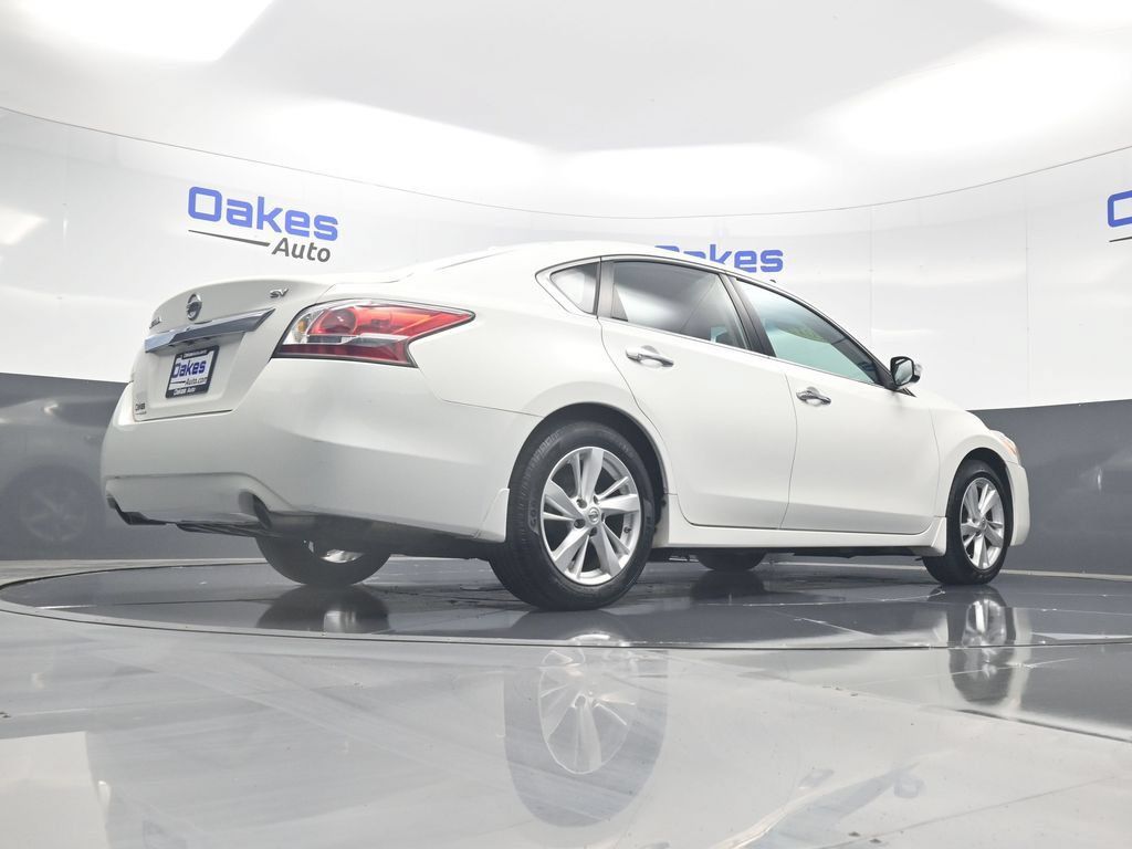 Used 2015 Nissan Altima 2.5 SV w/ Convenience Package FWD image 43