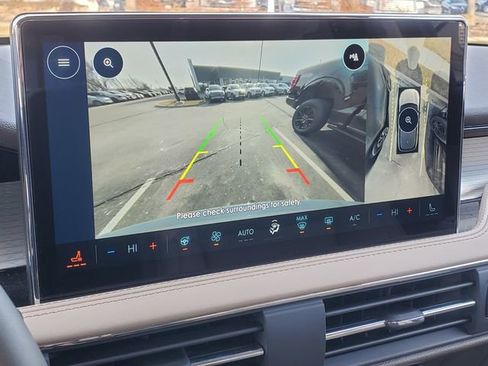 Certified 2024 Lincoln Corsair AWD w/ Equipment Group 101A image 20