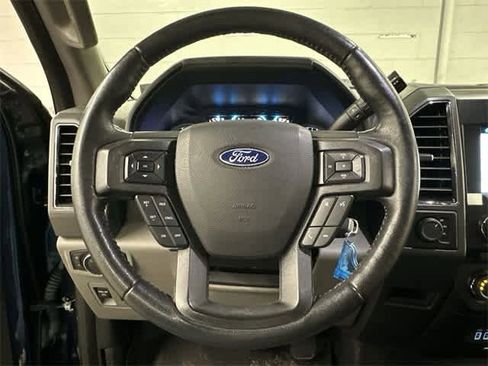 Used 2017 Ford F150 XLT w/ Equipment Group 302A Luxury image 6