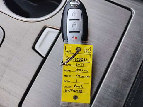 Used 2017 Nissan Murano S image 29